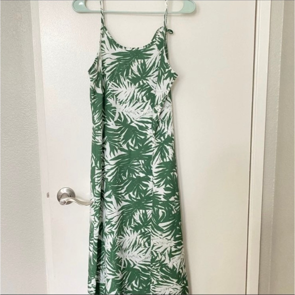 Summer dress bundle, 4 pieces Aritzia, UO, oak fort, xs